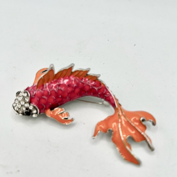Pink & Orange Enamel Koi Fish Brooch with Rhinestonnes - Picture 11 of 11